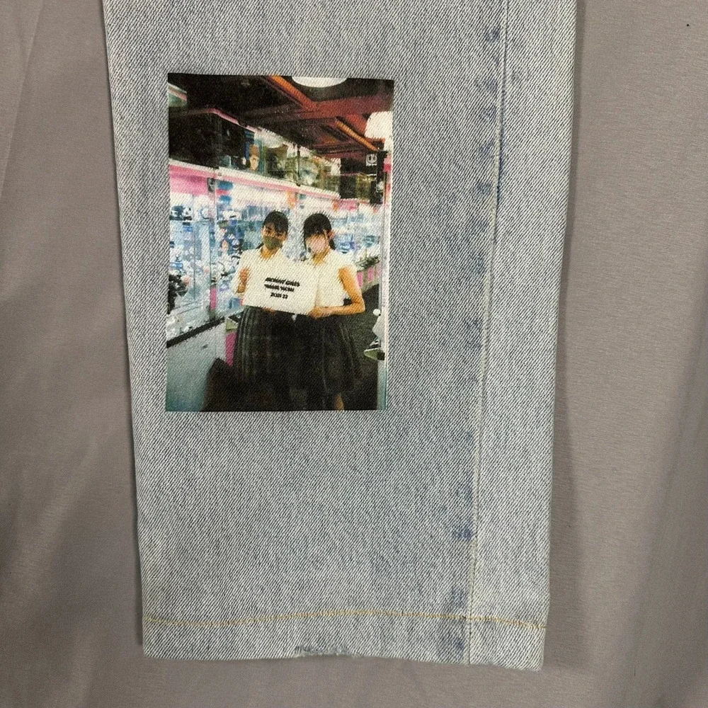Levis light wash